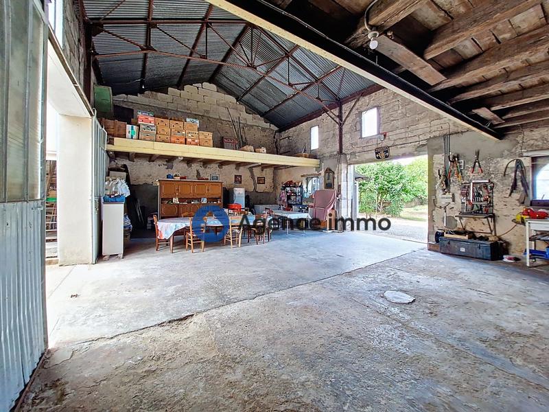 Maison - 202 m² - 7 pièces