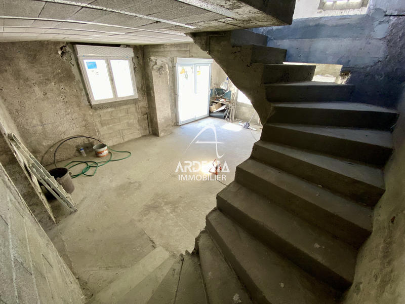 Maison - 123 m² - 4 pièces