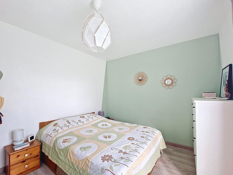 Maison - 93 m² - 4 pièces