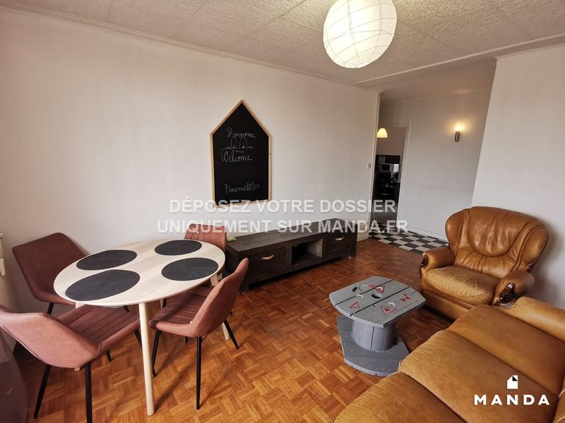 Chambre - 9 m² - 4 pièces