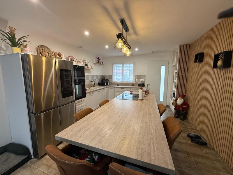 Maison - 83 m² - 4 pièces