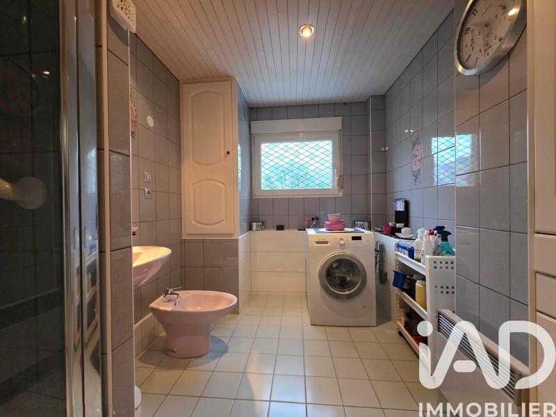 Appartement - 92 m² - 5 pièces