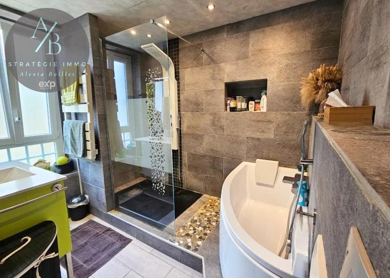 Maison de ville - 113 m² - 5 pièces