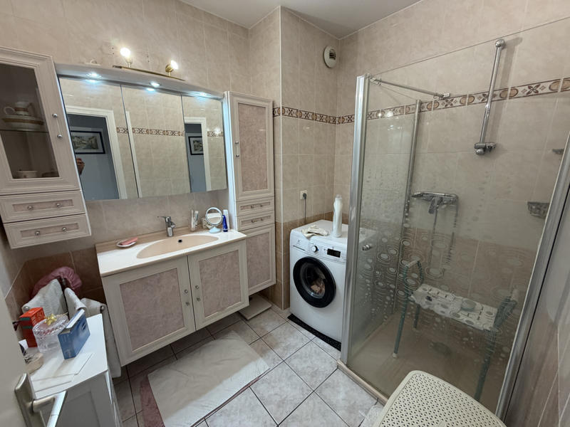 Appartement - 77 m² - 3 pièces