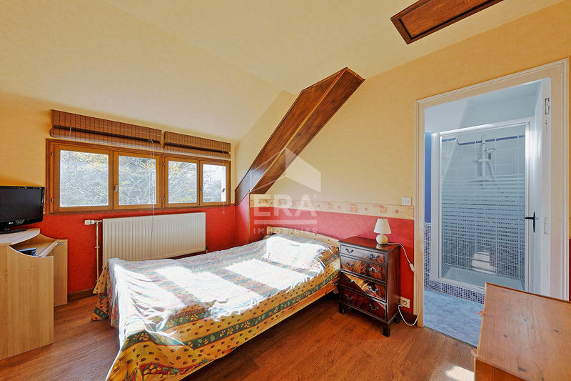 Maison - 175 m² - 8 pièces