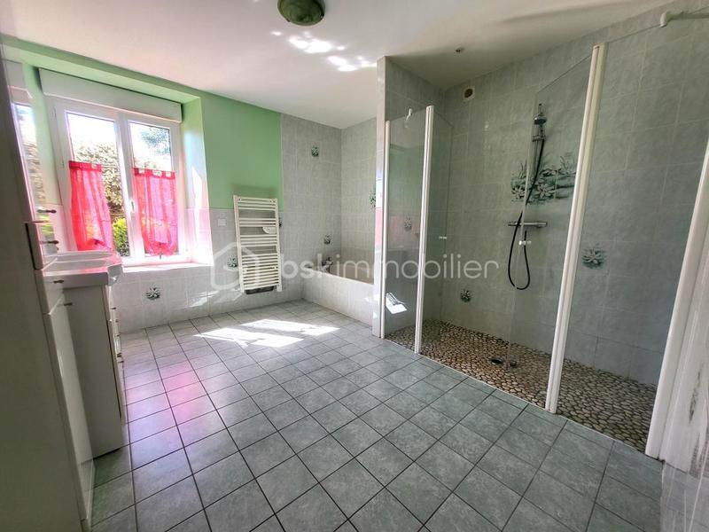 Maison de village - 220 m² - 6 pièces