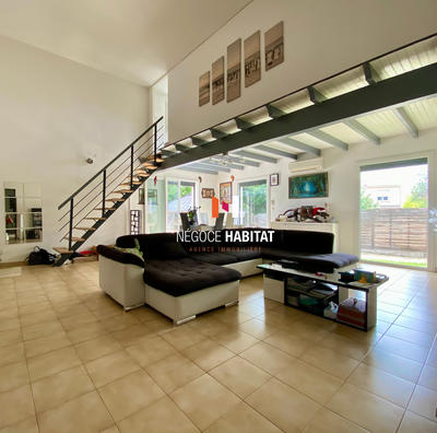 Villa - 130 m² - 5 pièces