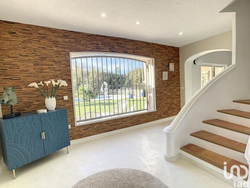 Maison - 187 m² - 8 pièces