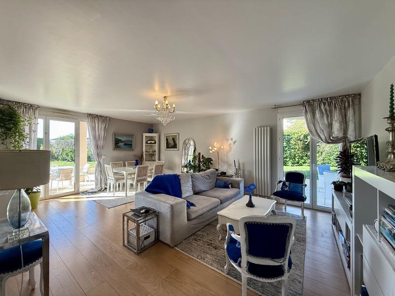 Appartement - 91 m² - 3 pièces