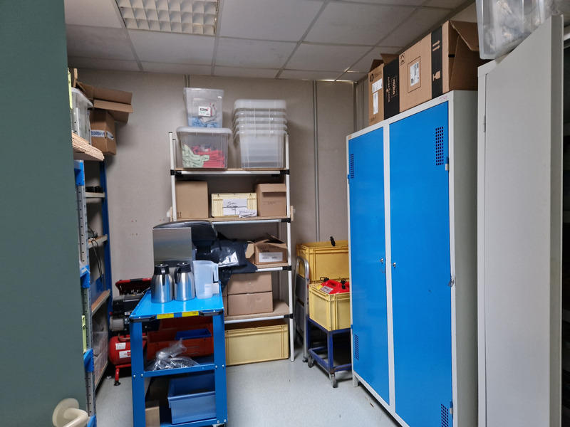 Bureau - 400 m² - 5 pièces