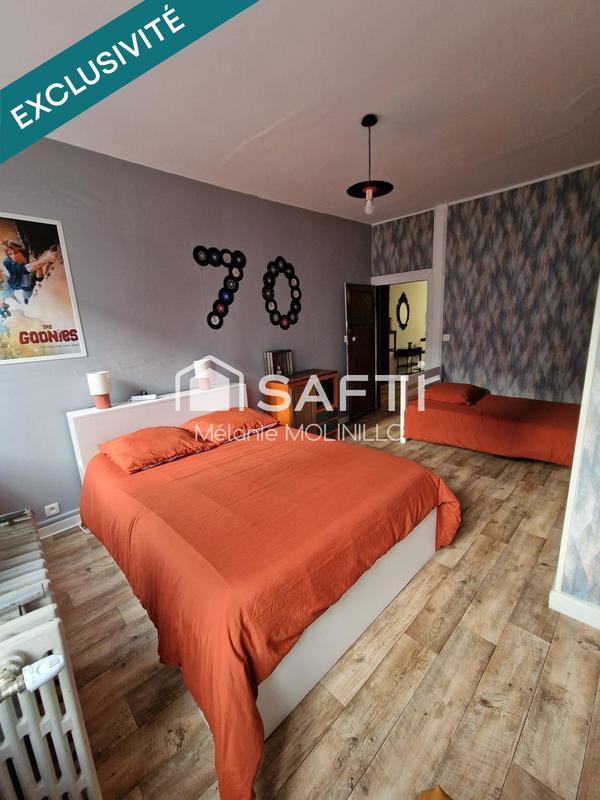 Maison - 204 m² - 12 pièces