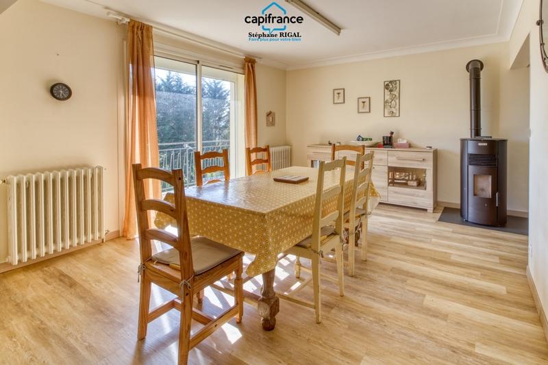 Maison - 85 m² - 5 pièces