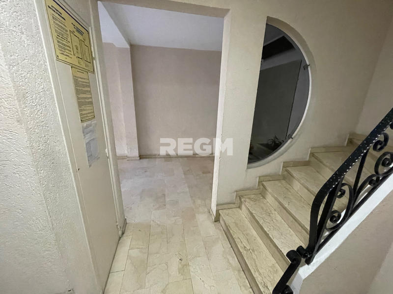 Appartement - 93 m² - 4 pièces