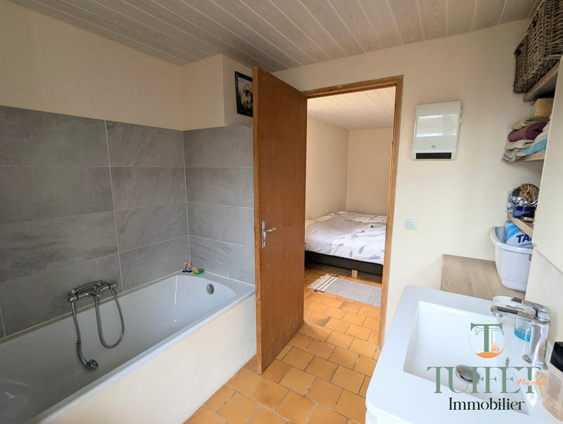 Maison ancienne - 166 m² - 8 pièces