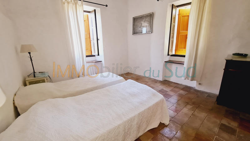 Maison de village - 157 m² - 11 pièces