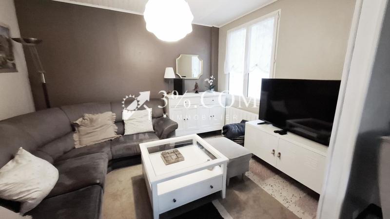 Maison - 94 m² - 6 pièces