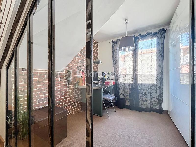 Immeuble - 256 m² - 12 pièces