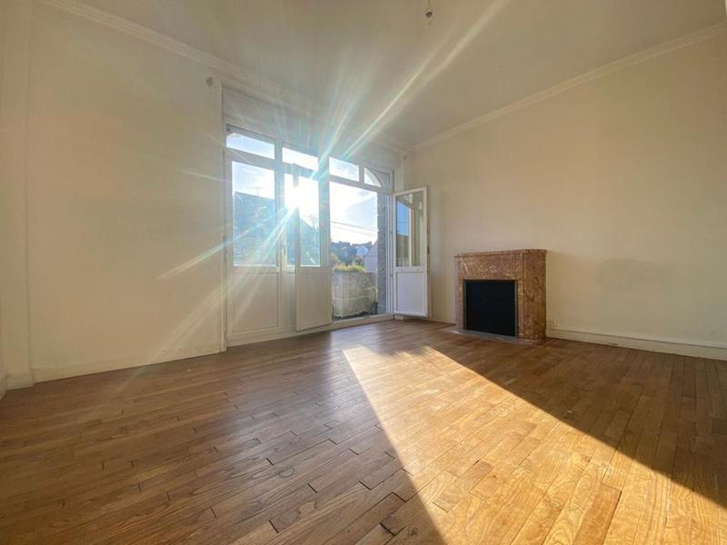 Maison - 142 m² - 7 pièces