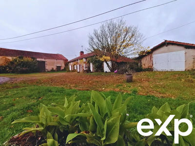 Maison traditionnelle - 141 m² - 6 pièces