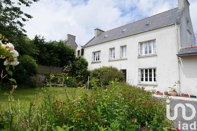 Maison - 160 m² - 9 pièces