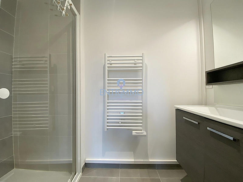 Appartement - 84 m² - 4 pièces