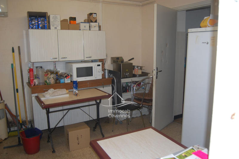 Fonds de commerce - Magasins - 80 m²