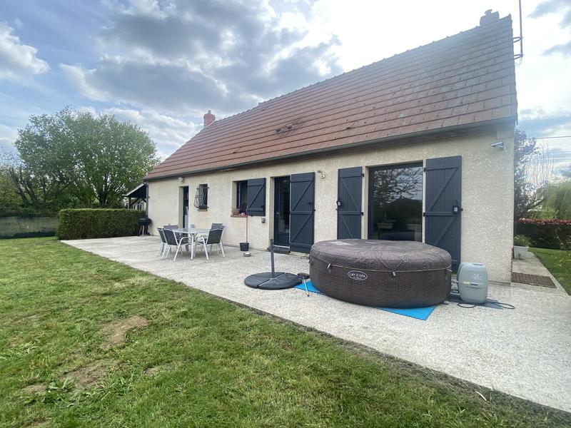 Maison - 90 m² - 4 pièces