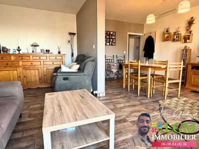 Appartement - 95 m² - 4 pièces