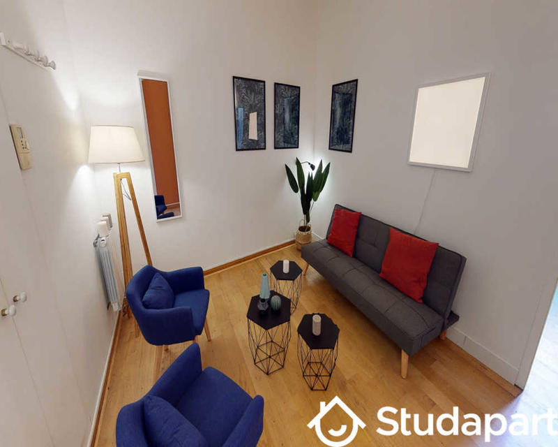 Chambre - 120 m² - 1 pièce