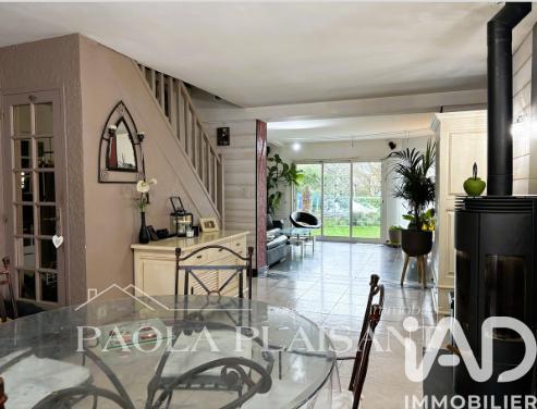 Maison - 91 m² - 5 pièces