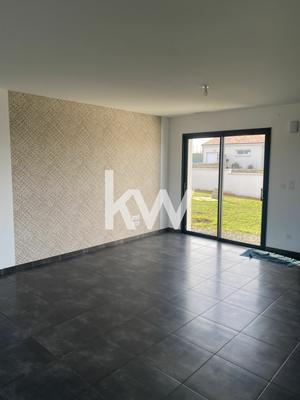 Maison - 90 m² - 4 pièces