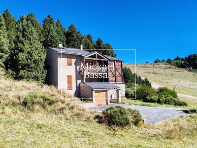 Maison - 148 m² - 9 pièces