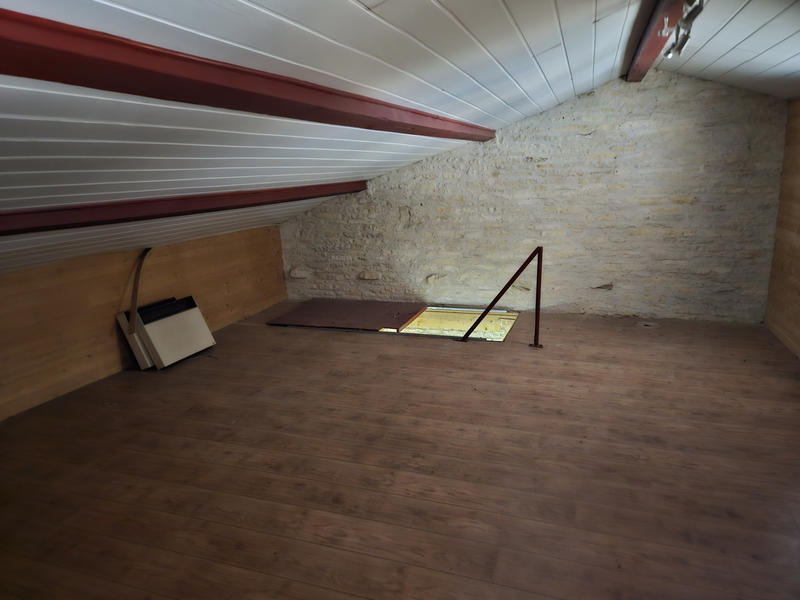 Parking / Garage - 30 m²