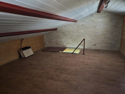 Parking / Garage - 30 m²