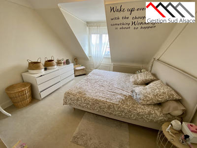 Appartement - 90 m² - 4 pièces