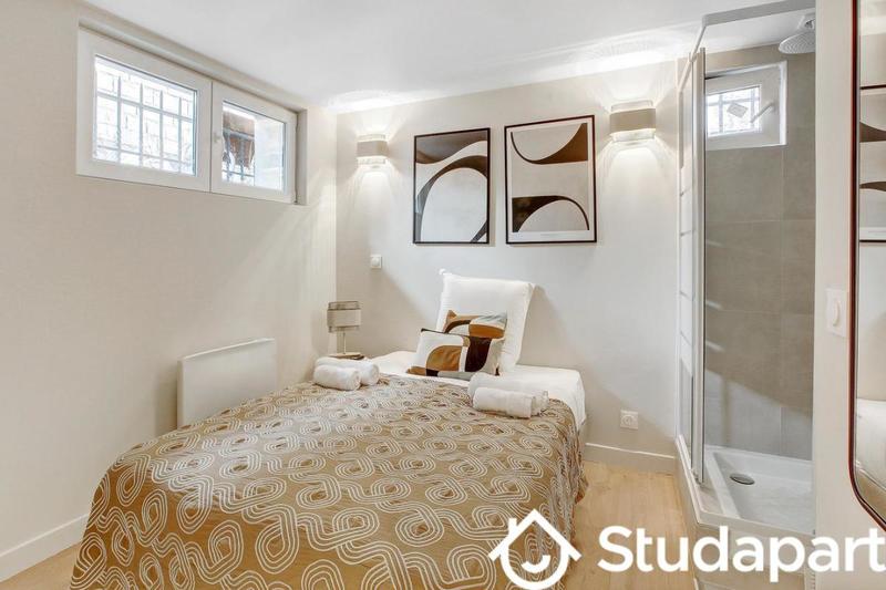 Chambre - 11 m² - 1 pièce