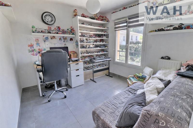 Maison - 91 m² - 4 pièces