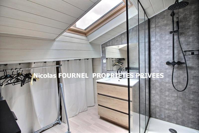 Appartement - 81 m² - 3 pièces