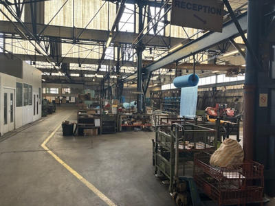 Local d'activité / Entrepôt - 4 600 m²