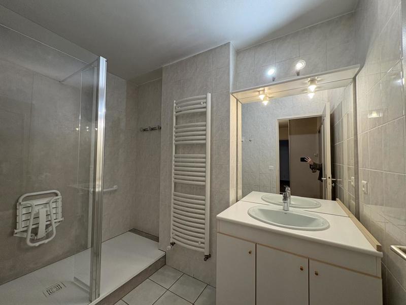 Appartement - 90 m² - 3 pièces