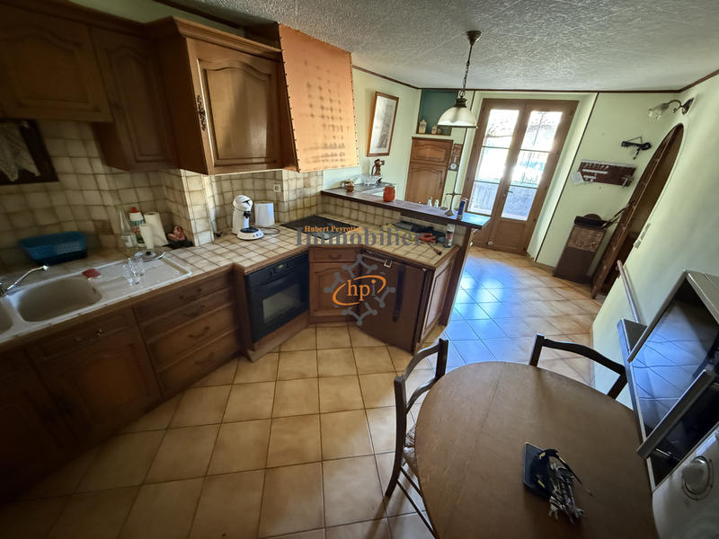 Maison - 152 m² - 1 pièce