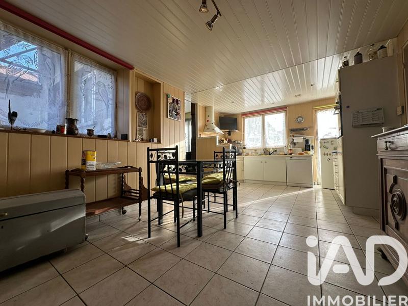Maison - 139 m² - 7 pièces