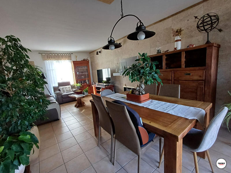 Maison - 100 m² - 5 pièces