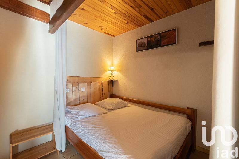 Châlet - 163 m² - 9 pièces