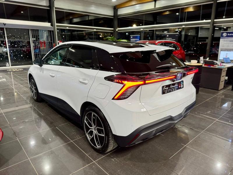 Mg Mg4 Ev 77kwh - 180 Kw 245ch 2wd Luxury
