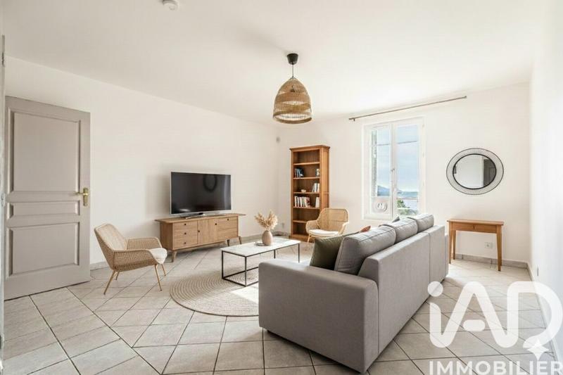 Appartement - 105 m² - 5 pièces
