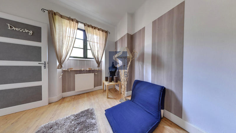 Maison - 160 m² - 8 pièces