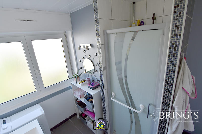 Appartement - 80 m² - 5 pièces