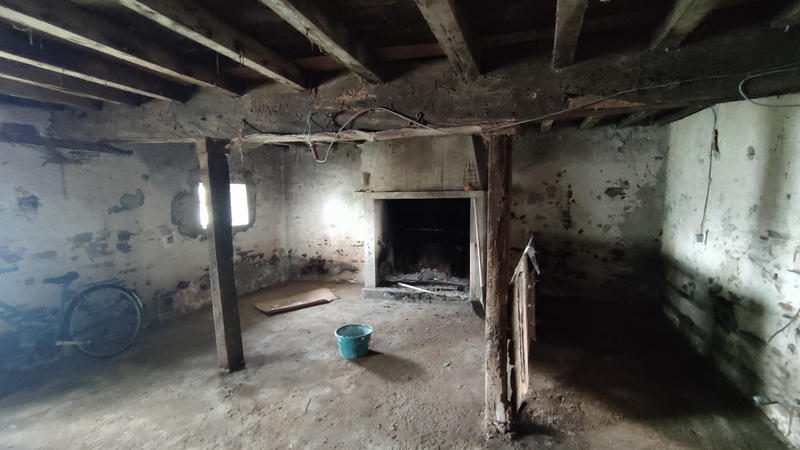 Maison - 250 m² - 3 pièces