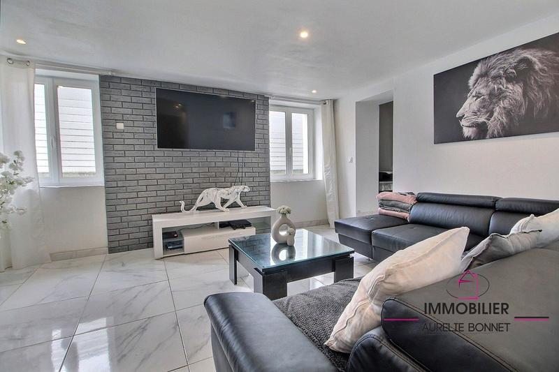 Maison - 108 m² - 5 pièces